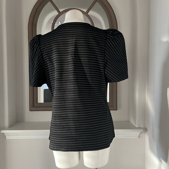 NEW Vince Camuto Square Neck Puffed Sleeve Top in Rich Black Size XL New w/o Tag - Picture 4 of 9